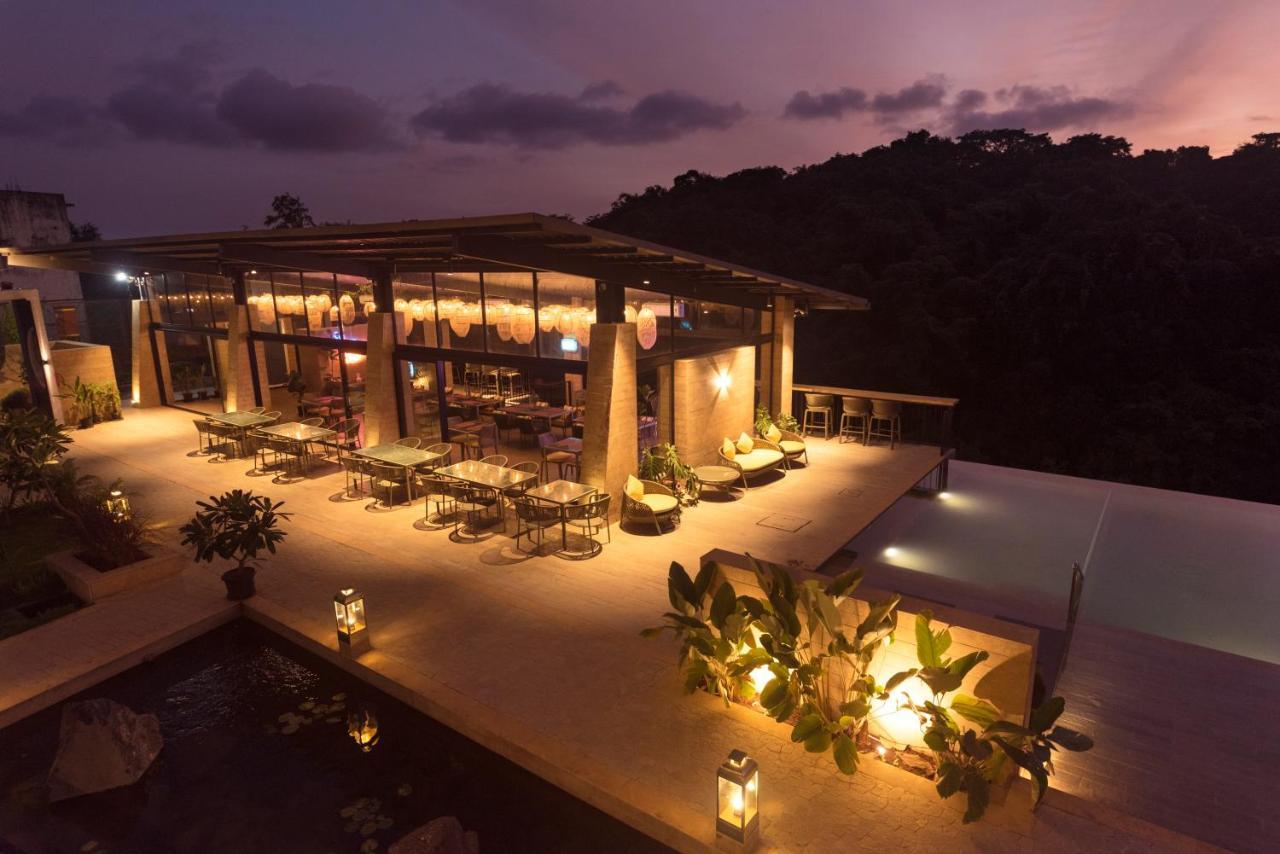 East India House Hotel Gorai Ngoại thất bức ảnh